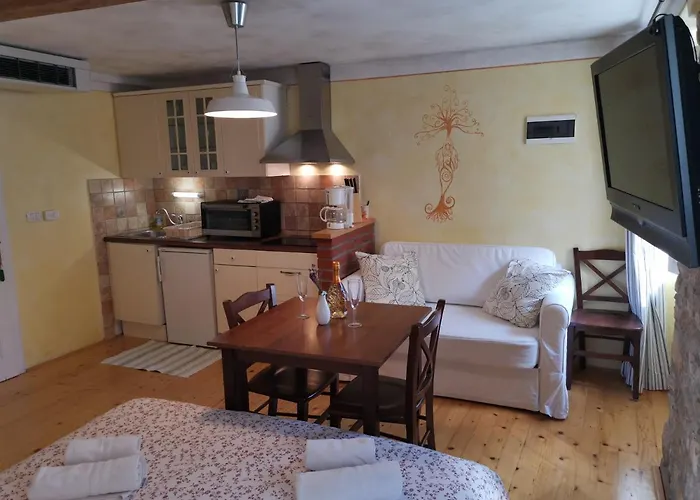 皮兰佩福克公寓